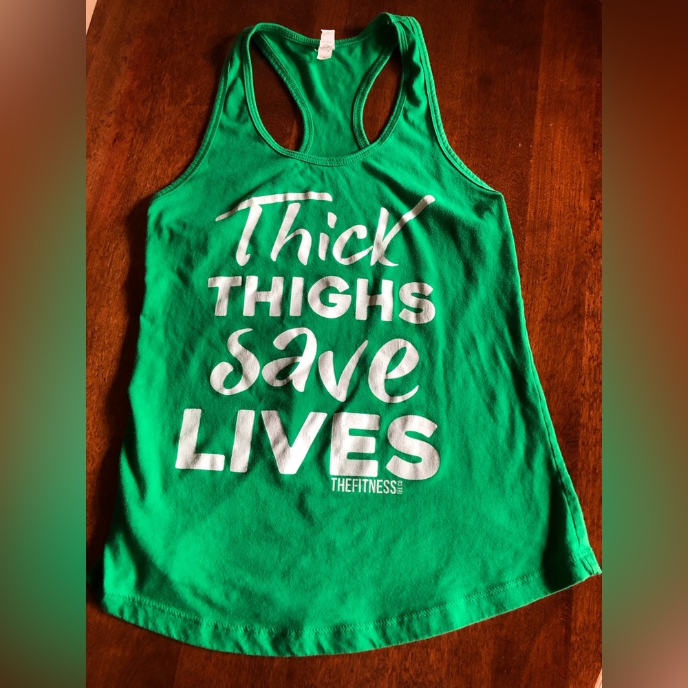 4 Fitness tanks
